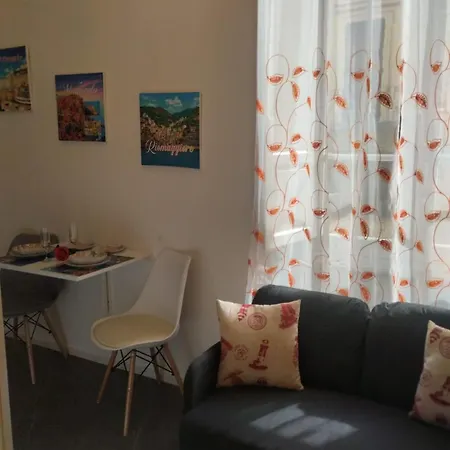 Casa Vacanze Buddy La Tua Base Per Visitare Il Mare Delle Cinque Terre ラ・スペツィア