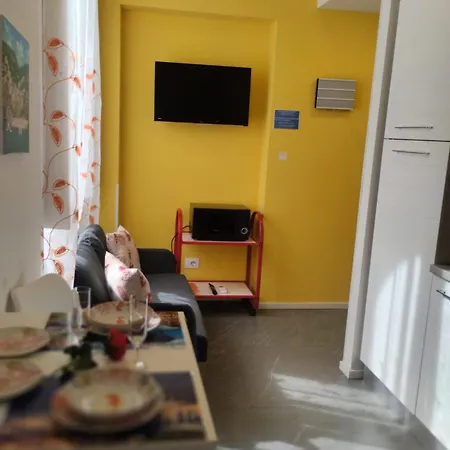 Casa Vacanze Buddy La Tua Base Per Visitare Il Mare Delle Cinque Terre 公寓 斯培西亚