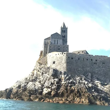 Casa Vacanze Buddy La Tua Base Per Visitare Il Mare Delle Cinque Terre * ラ・スペツィア